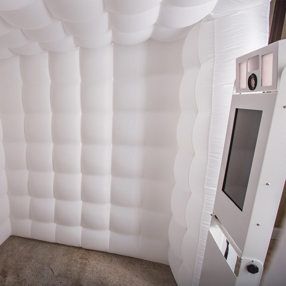 Inflatable photo booth cube